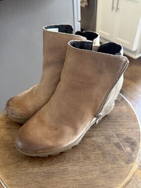 Sorel Joan of Arc Suede Side-Zip Ankle Booties - 7